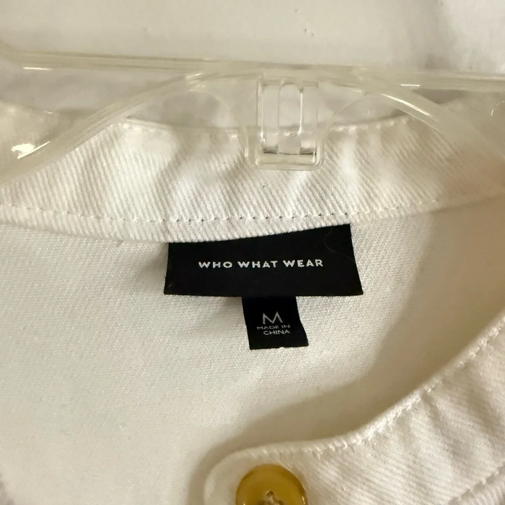 White Button-Up Dress with Belt - Picture 5 of 6